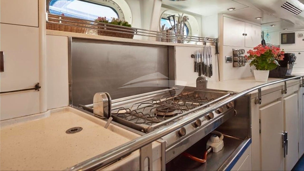 DARK STAR OF LONDON - Kitchen