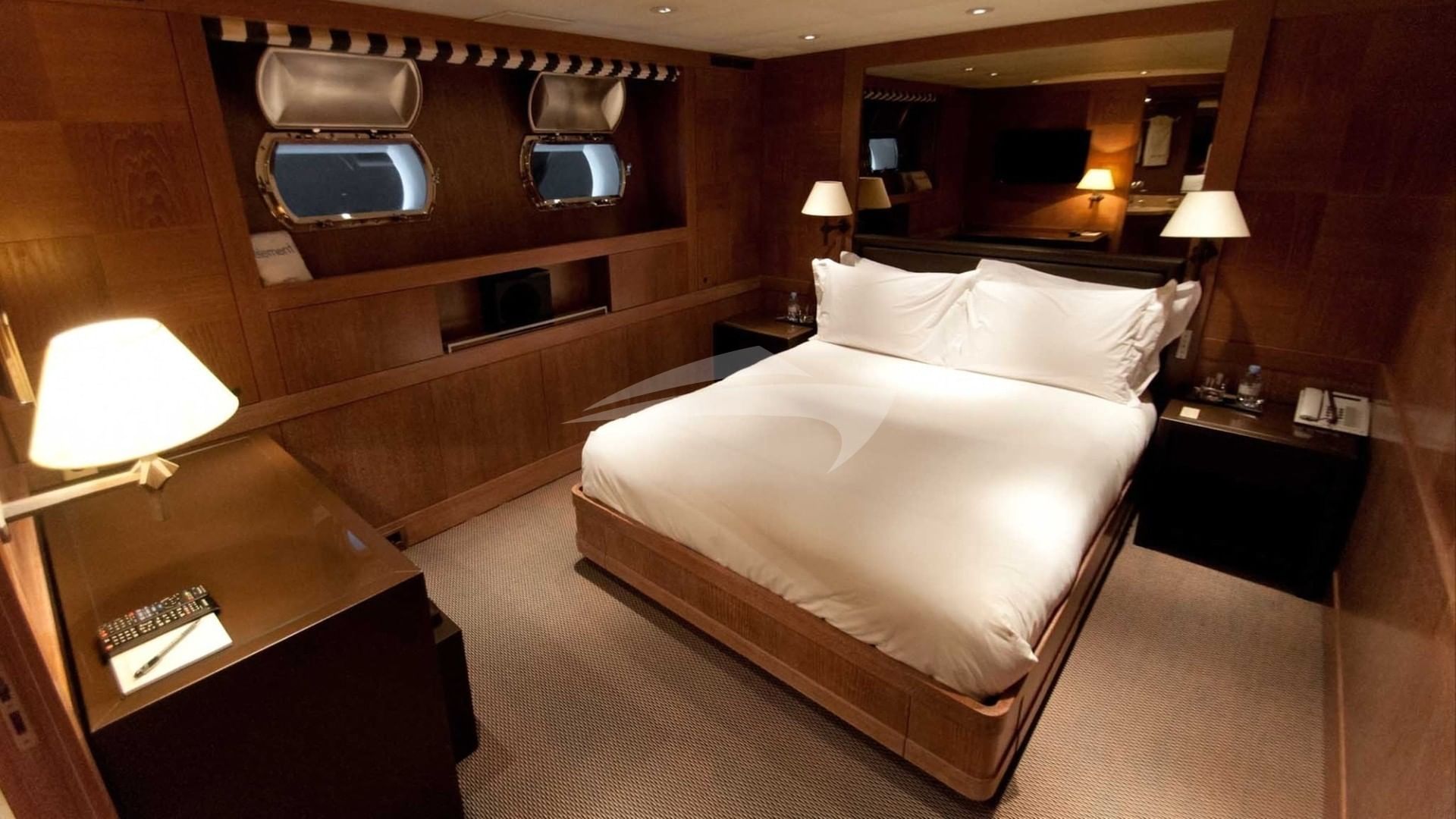 Double Cabin