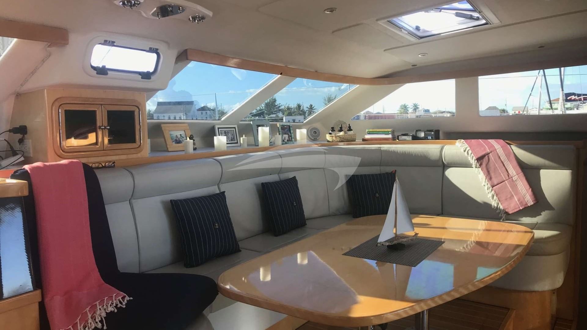 Spacious Saloon and Interior Dining area