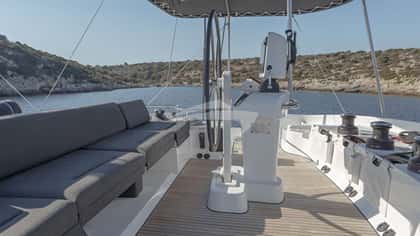 ONEIDA 16m sailing yacht charter, photo 13