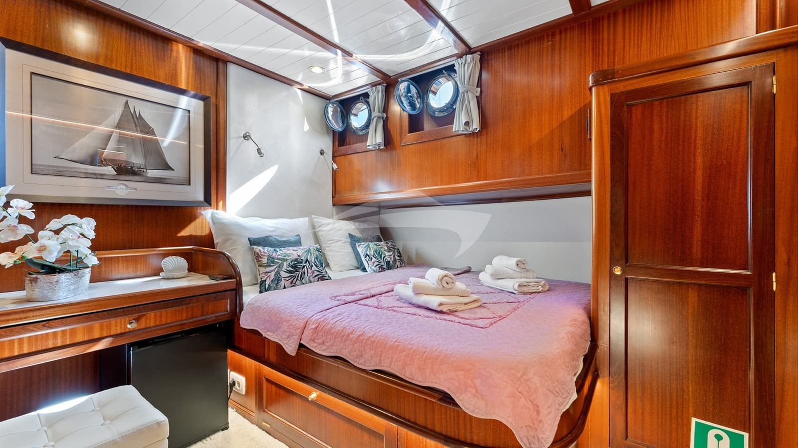 SMART SPIRIT, photo from the yacht portfolio 28