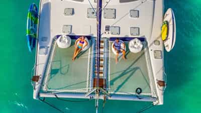 Overhead view of the bow.