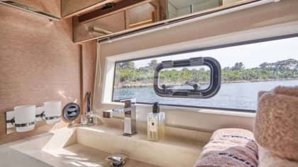 SIMULL 21m motor yacht charter, photo 11