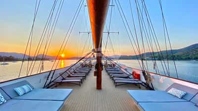 Sundeck