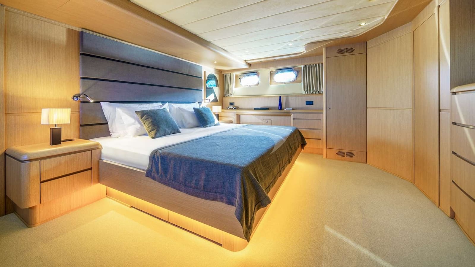 PHANTOM, photo from the yacht portfolio 14