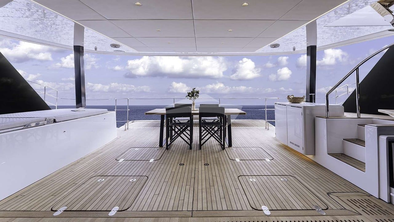 Aft deck