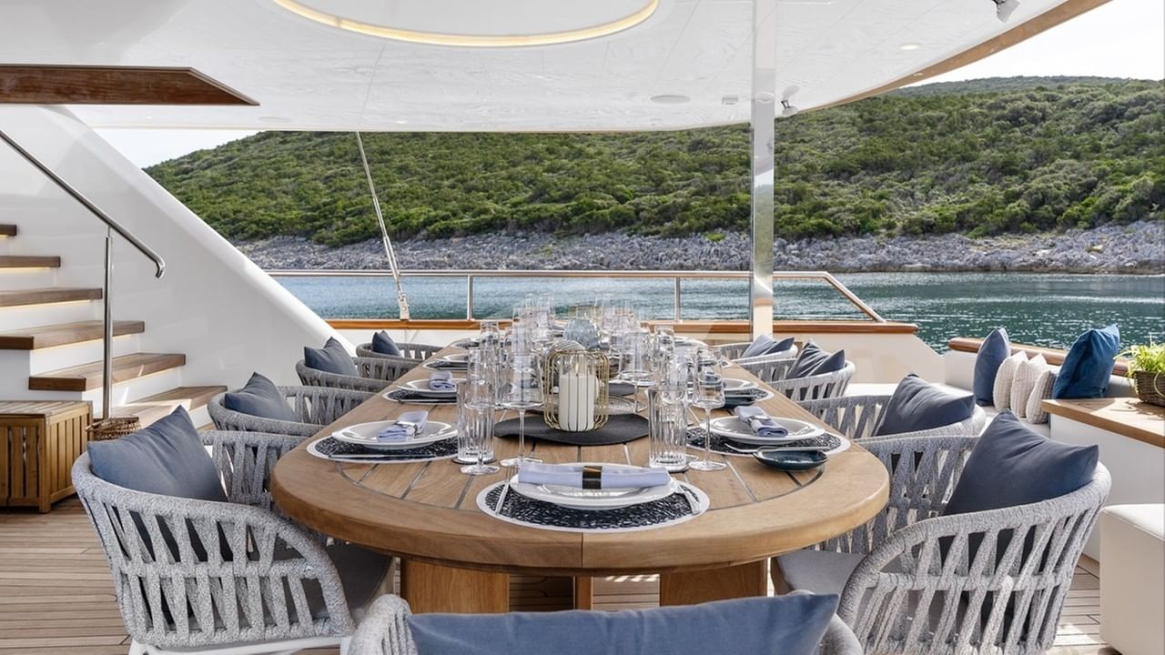MAXITA Aft deck