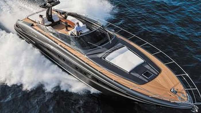 LARGO 20m motor yacht charter, photo 3
