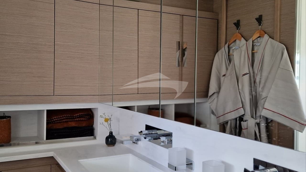 LOOMA, photo from the yacht portfolio 18