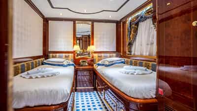Guest twin cabin