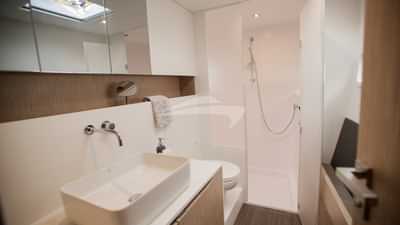 Boat interior - Main Cabin