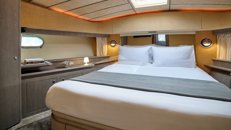 VIP Cabin