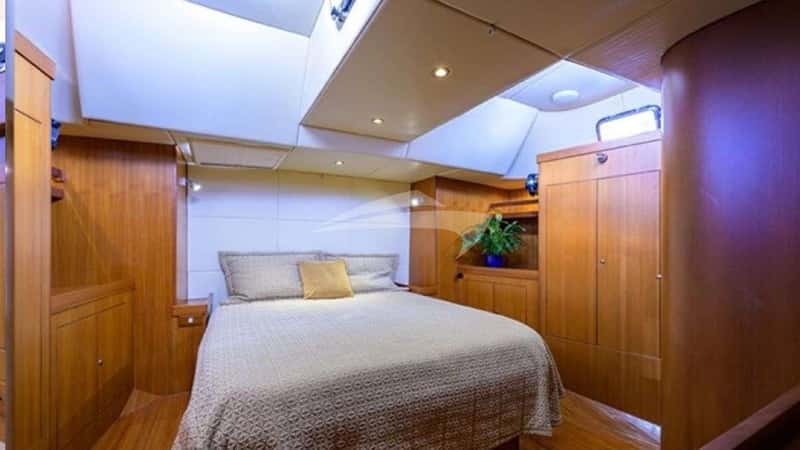 THE ROYAL BLUE 21m sailing yacht charter, photo 5