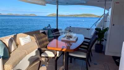 Aft deck seating and dining area
