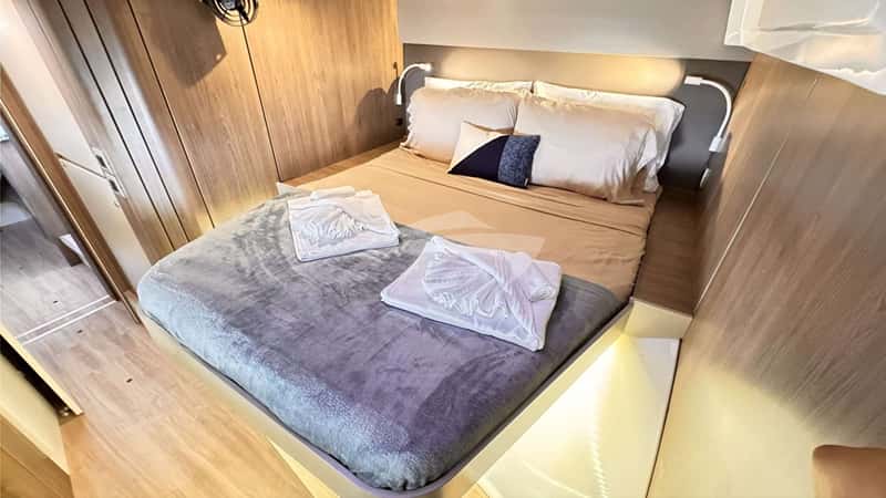 AQUATIC ODYSSEY 13m sailing yacht charter, photo 7