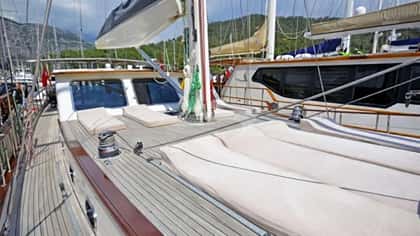CARPEDIEM CORAL 24m motor yacht charter, photo 12