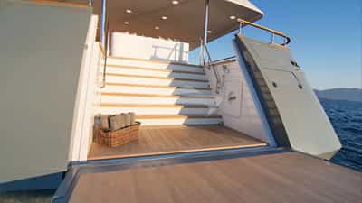 Swim platform