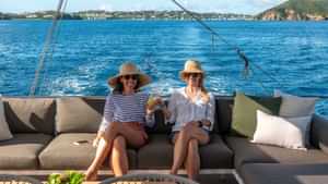 Yacht Charter AEOLUS 77