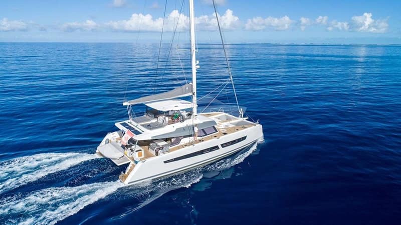 TRU NORTH, Sail