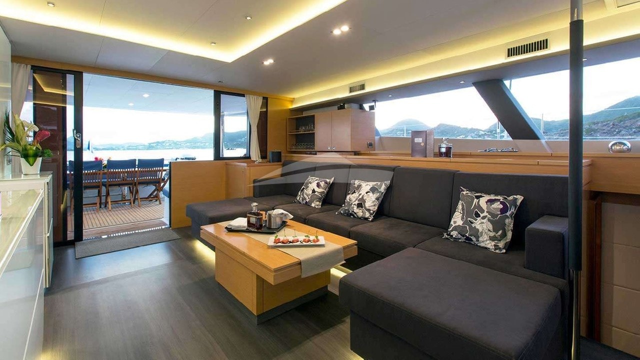 Saloon lounge. Formal dining in cockpit area.