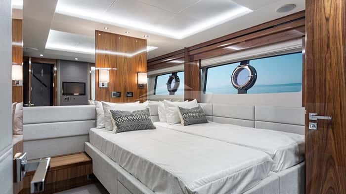 BLUE INFINITY 26m motor yacht charter, photo 3
