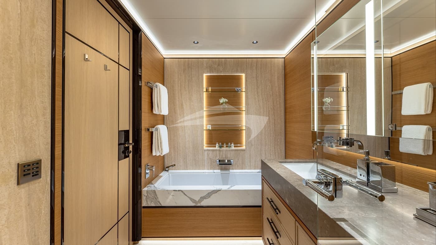TOP FIVE II, photo from the yacht portfolio