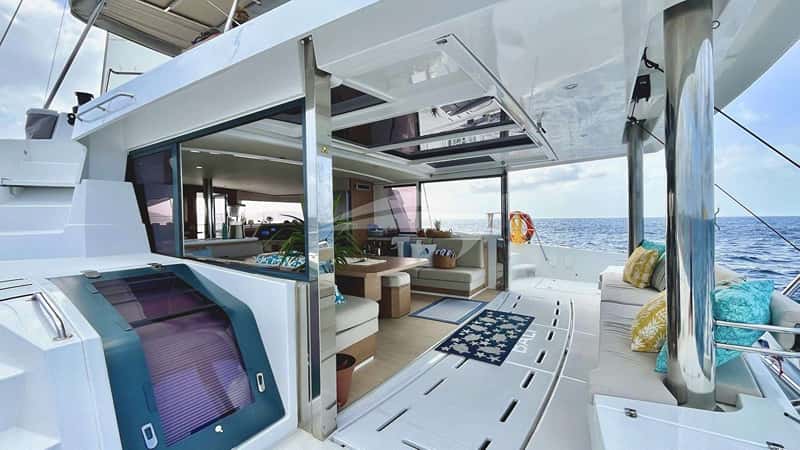 DOCK HOLIDAY 17m sailing yacht charter, photo 3