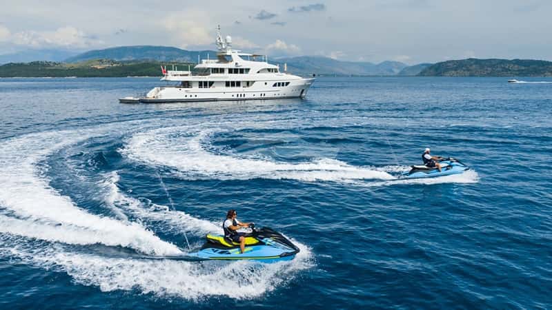 SERENITY 42m motor yacht charter, photo 6