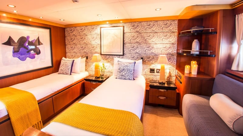 Guest twin cabin