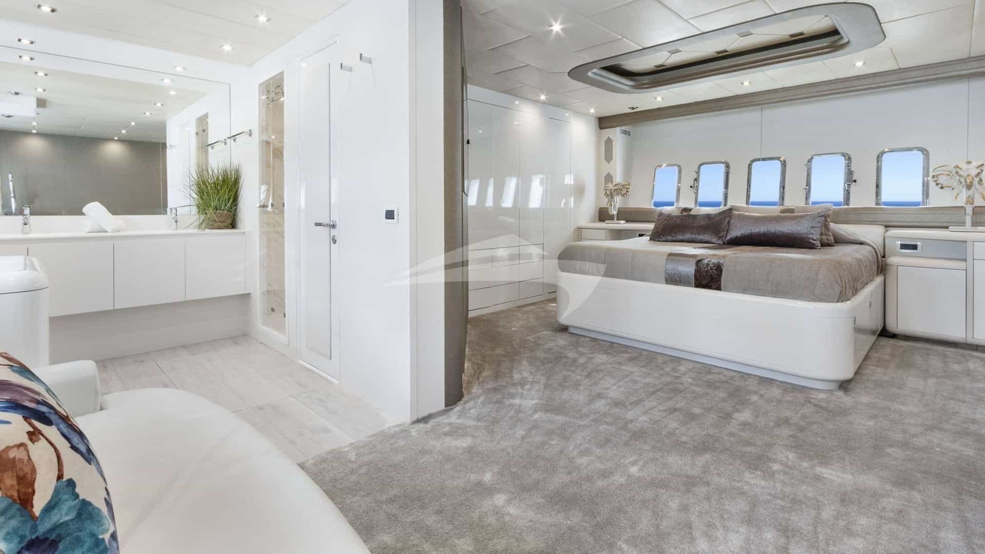 Master Cabin and Bathroom