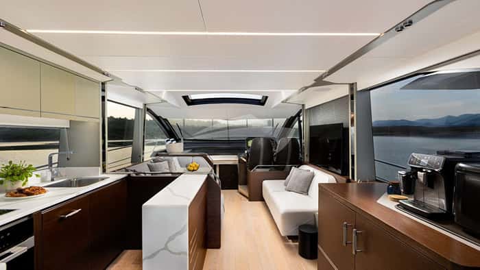 X2 21m motor yacht charter, photo 2