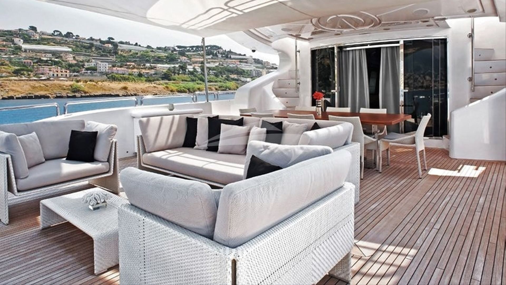 Deck seating