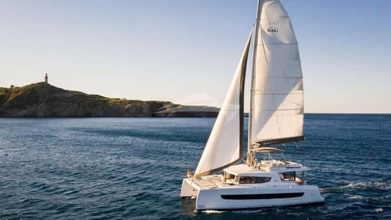 ISLAND STANDARD TIME 15m sailing yacht charter