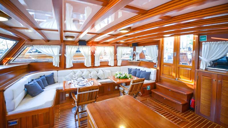 ROS MARE 27m motor yacht charter, photo 2
