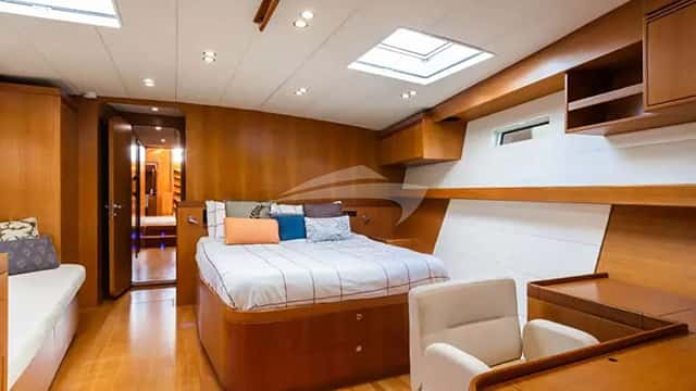 HUAYRA yacht charter photo 5