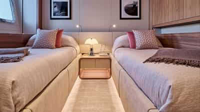 Twin Cabin