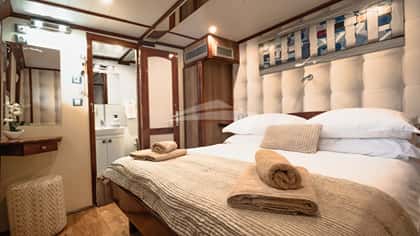 MENDULA 41m motor yacht charter, photo 6