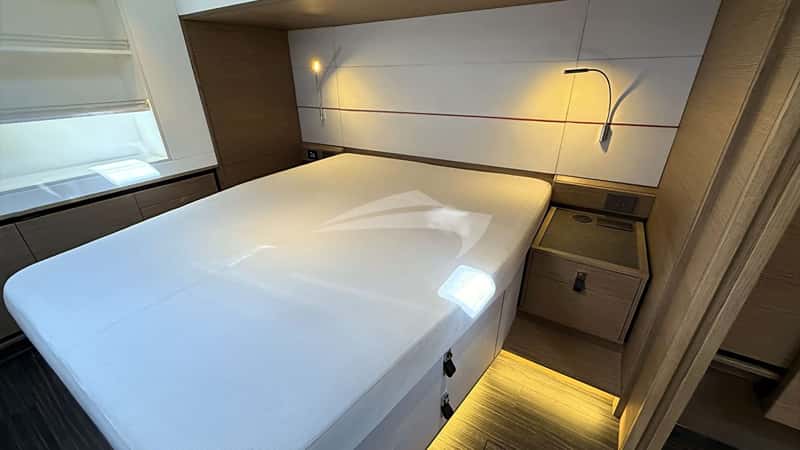 XQUISITE HYBRID 18m motor yacht charter, photo 10