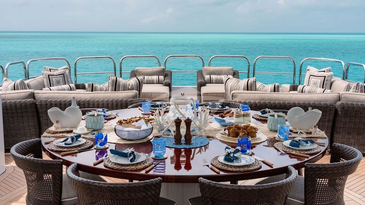 Ocean Club Sun Deck Dining - Photo Credit Ocean Air Media