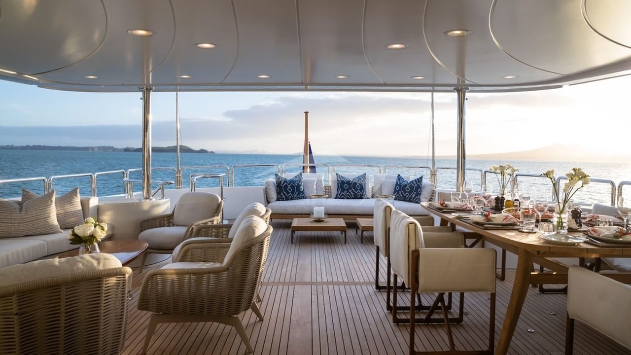 Upperdeck dining and seating areas