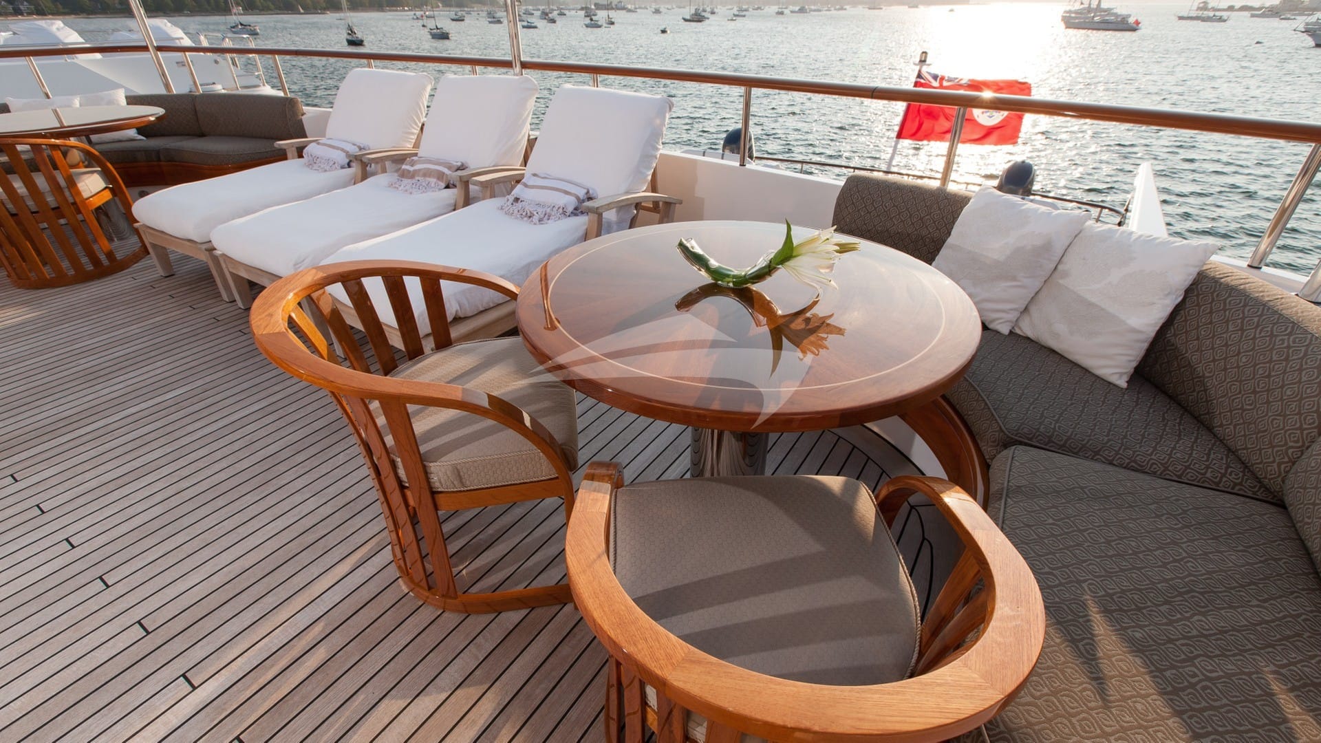 Sundeck Seating