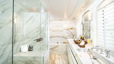 Owner's En Suite Bath