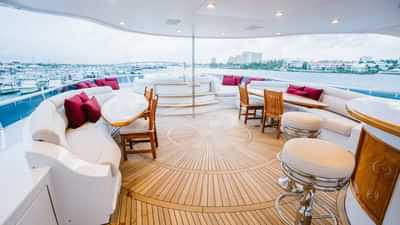 Sun Deck Seating
