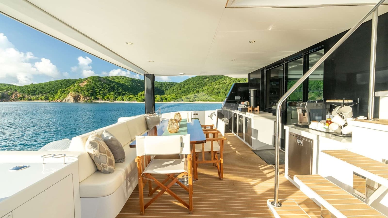FOREVER YOUNG, Aufnahme aus dem Yachtportfolio 2