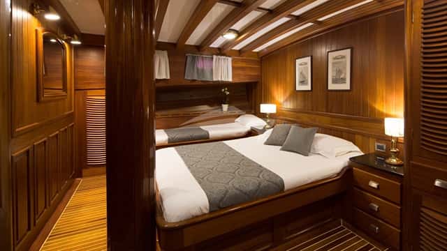 CARPE DIEM 7 yacht charter photo 2