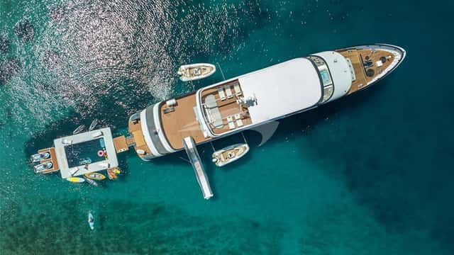AGAPE ROSE yacht charter photo 2