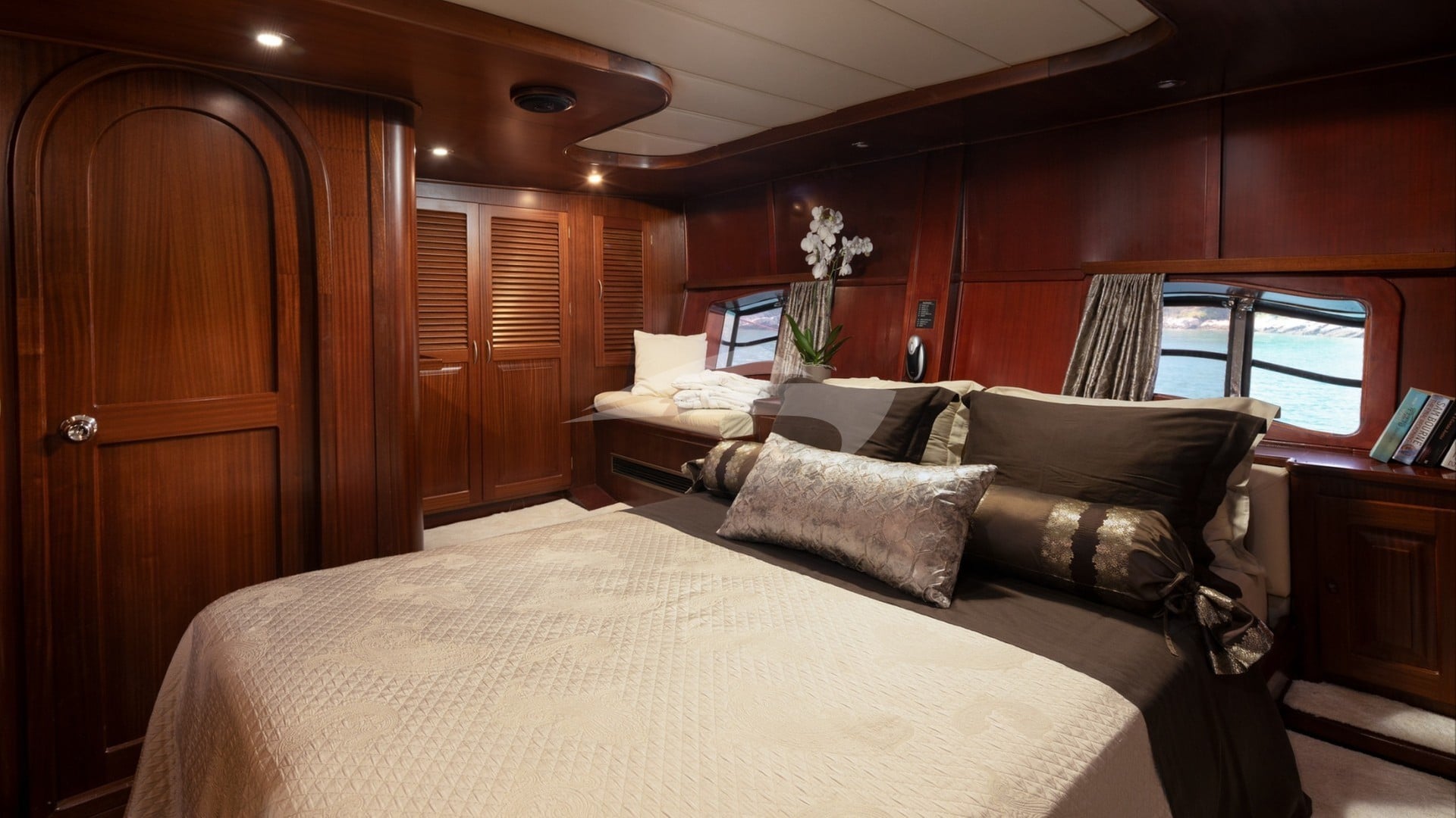 Master Cabin