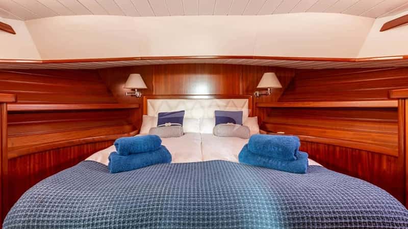 BUCCARA XV 16m motor yacht charter, photo 6