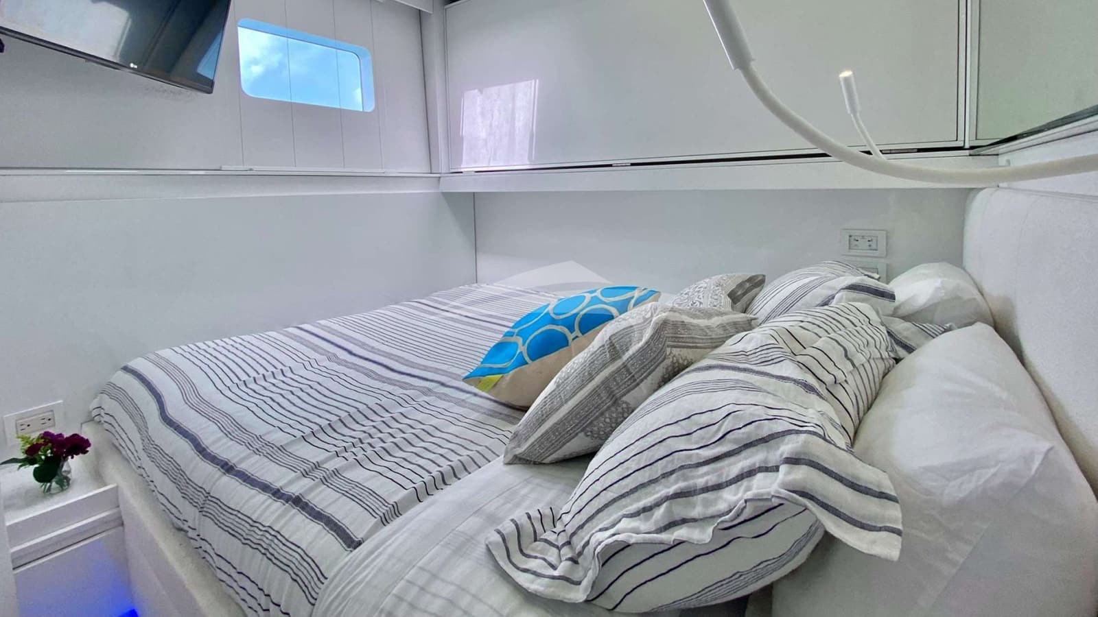 CASA BLANCA, Aufnahme aus dem Yachtportfolio 13