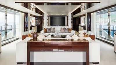 Main Saloon 3